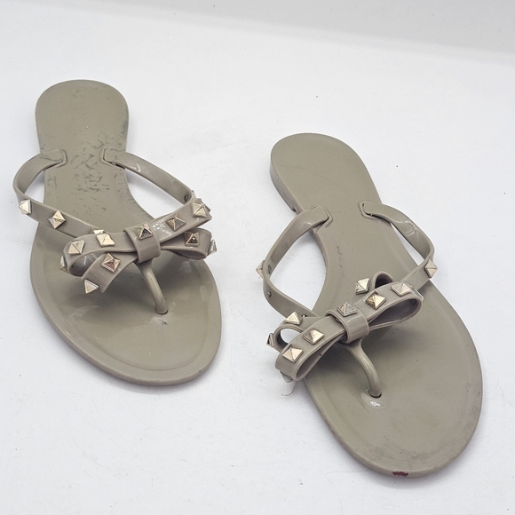 Valentino Garavani Rockstud PVC Jelly Thong Sandal Size 41 (US 10.5–11) - Picture 9 of 11
